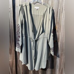 NWOT WOMEN’S KNOX ROSE EMBROIDERED JACKET.